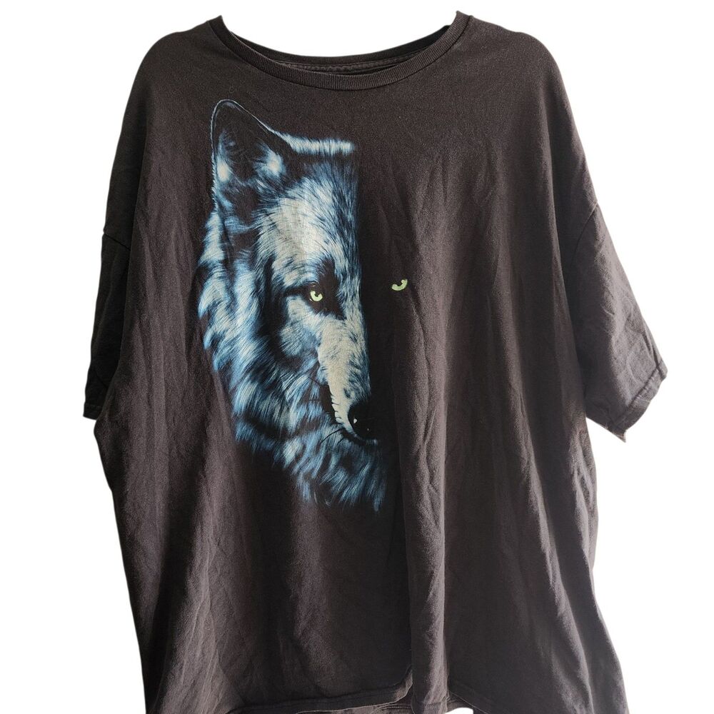 Wolf In The Shadows Y2K Graphic T Shirt Mens Sz XL Southwestern Grunge Goth Punk